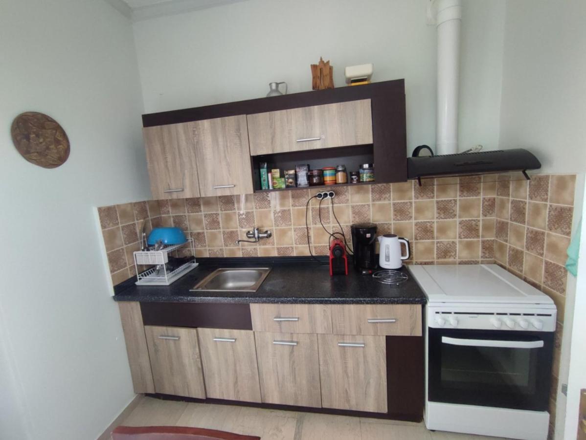 2 Br110 Sqm Free Parking Full Clima Apartamento Patras Exterior foto